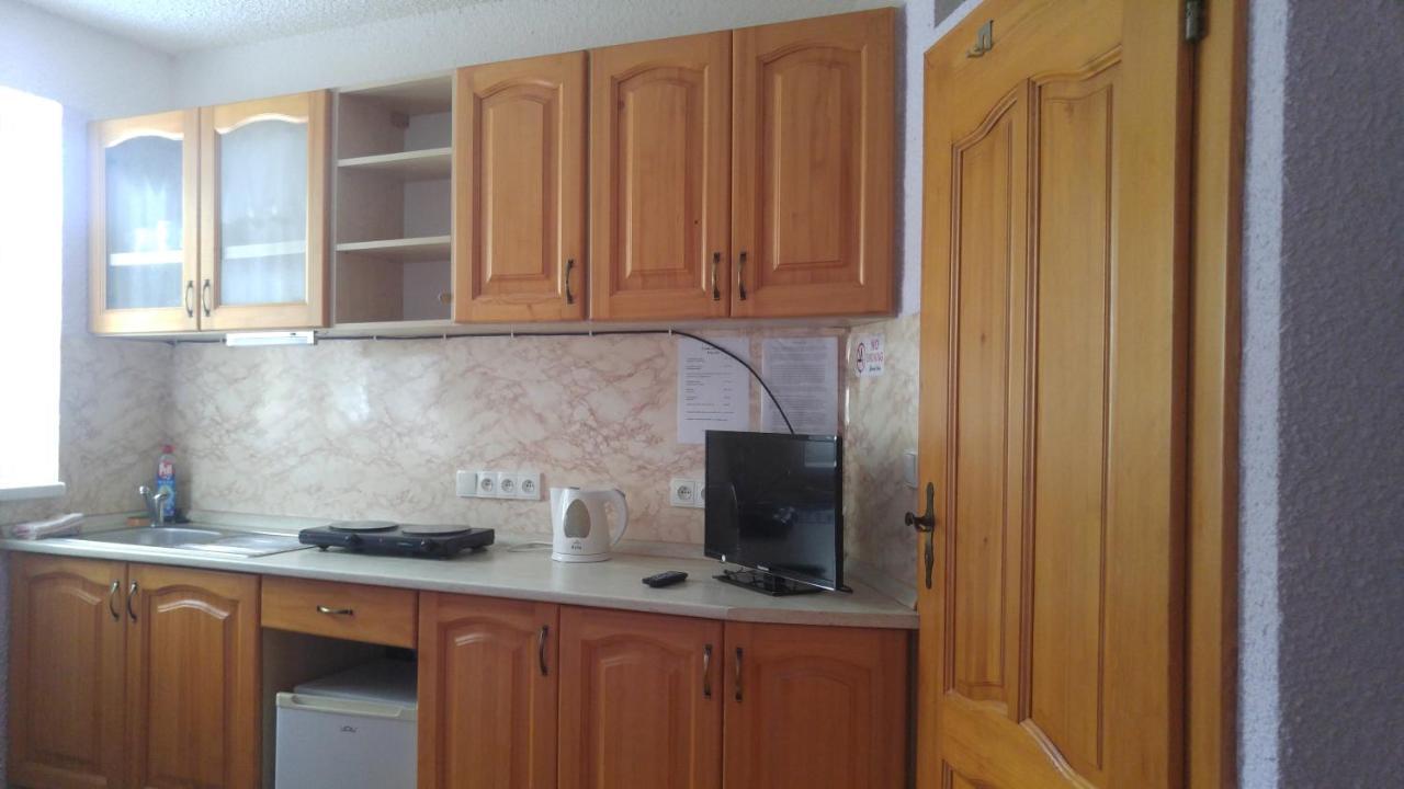Penzion Apartmany Becov Bečov nad Teplou Buitenkant foto