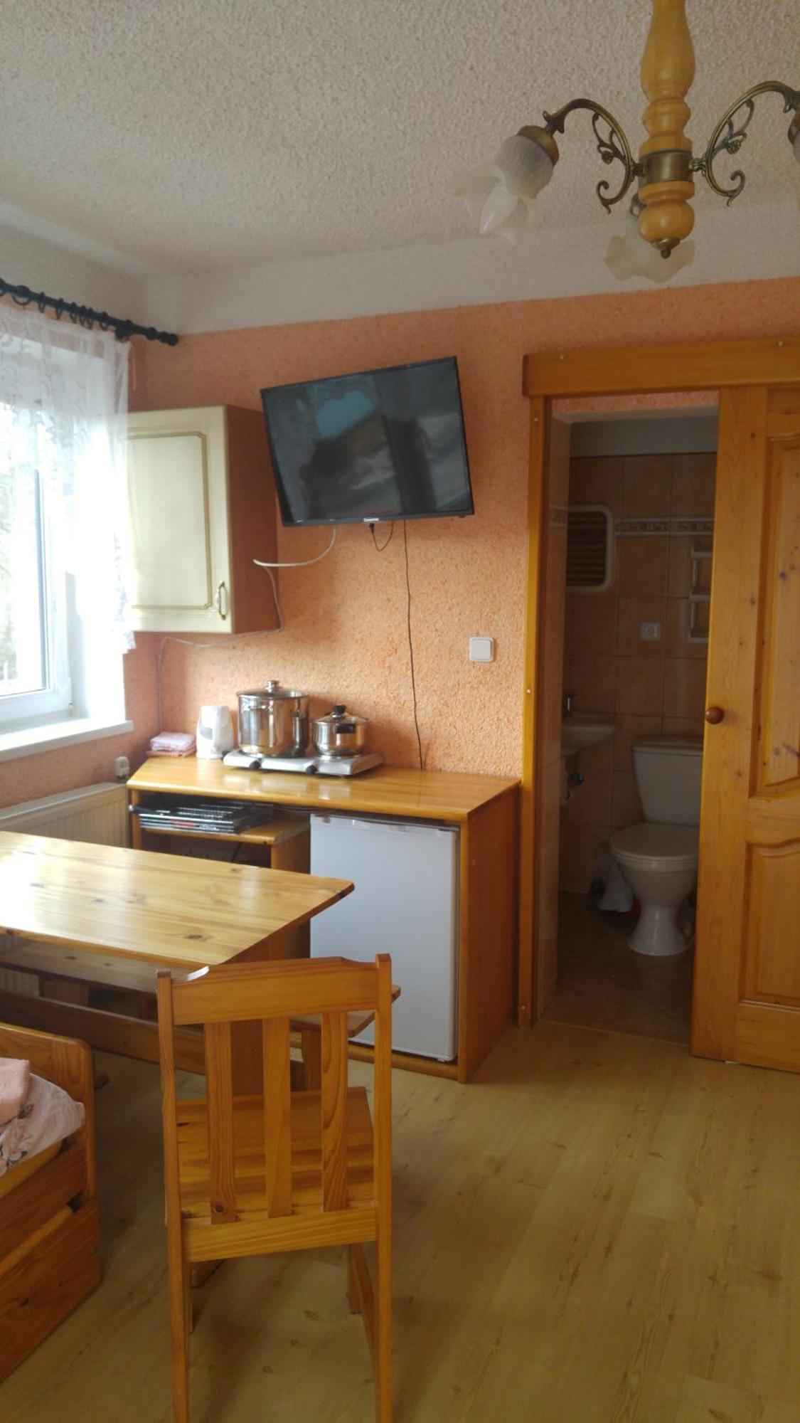 Penzion Apartmany Becov Bečov nad Teplou Buitenkant foto