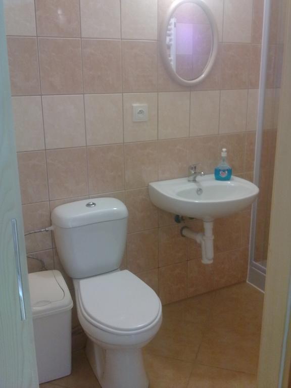 Penzion Apartmany Becov Bečov nad Teplou Buitenkant foto