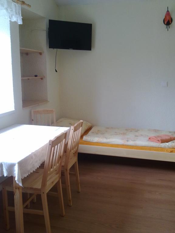 Penzion Apartmany Becov Bečov nad Teplou Buitenkant foto