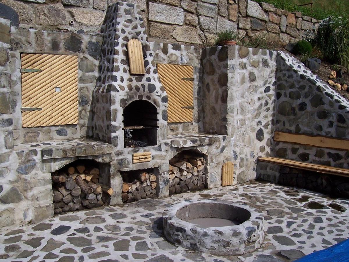 Penzion Apartmany Becov Bečov nad Teplou Buitenkant foto